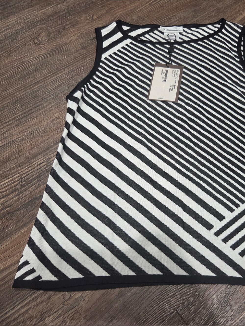 St Johns Sport Women's Black & White Striped Sleeveless Tank Top Size P New